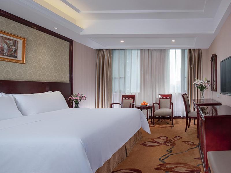 Vienna Hotel Guiyang Exhibition Center Экстерьер фото